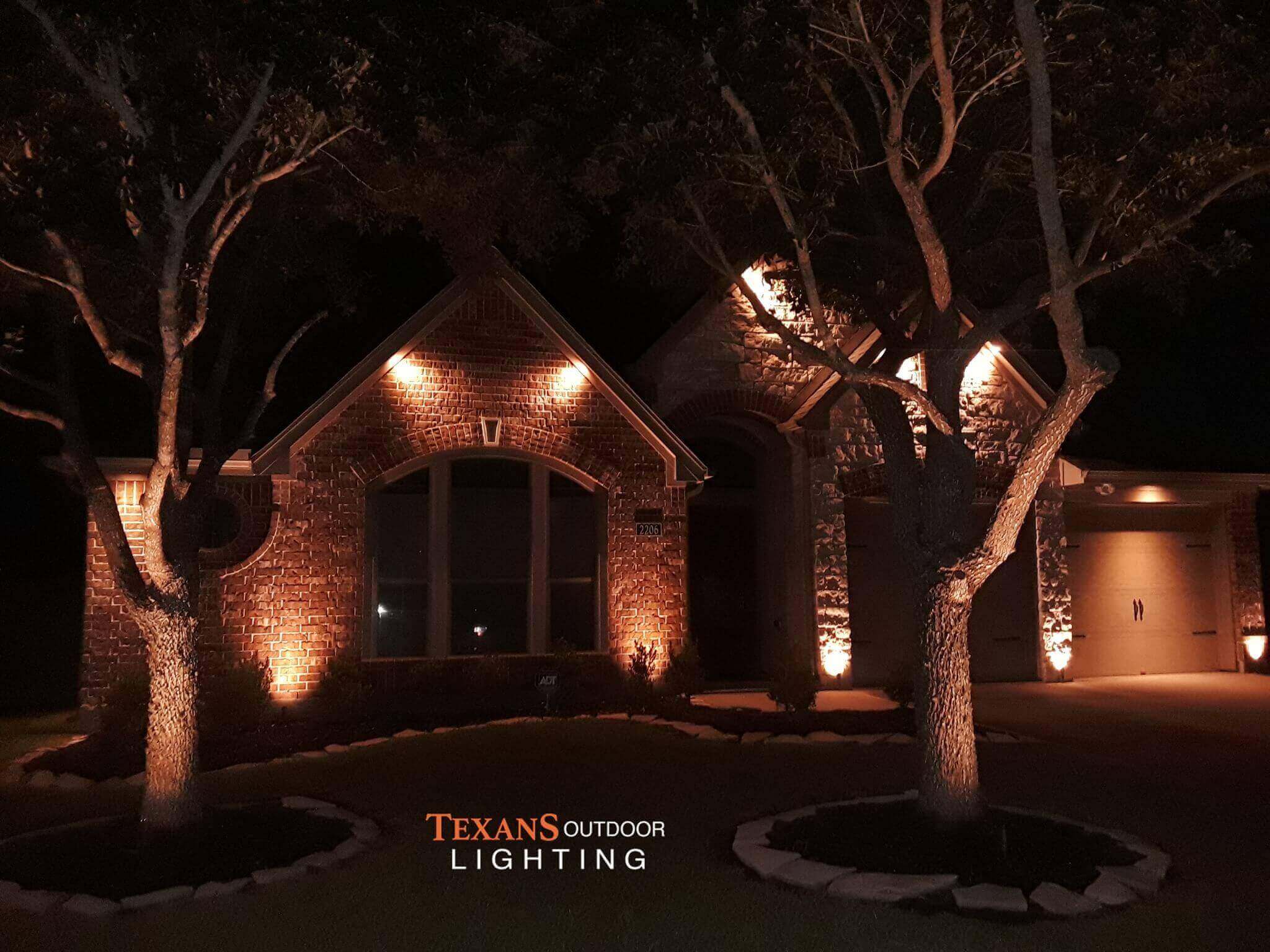 Outdoor Lights for trees and recessed lights